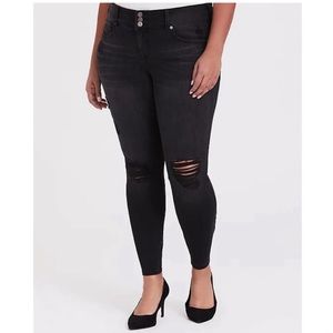 Torrid Destressed Black Jegging Jeans Stretch Curvy Plus Size 12R